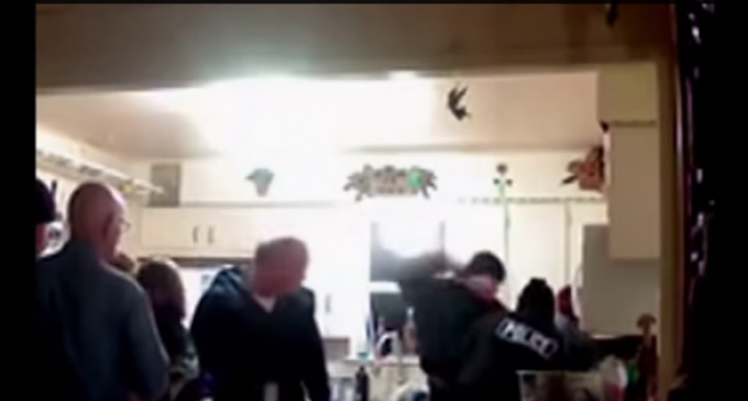Texas Police Beat Handcuffed, 9 Month Pregnant Woman