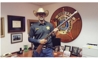 Milwaukee Sheriff: Obama is Creating ‘War On Police’ and Racial Tensions For Federal Takeover Of Local Police